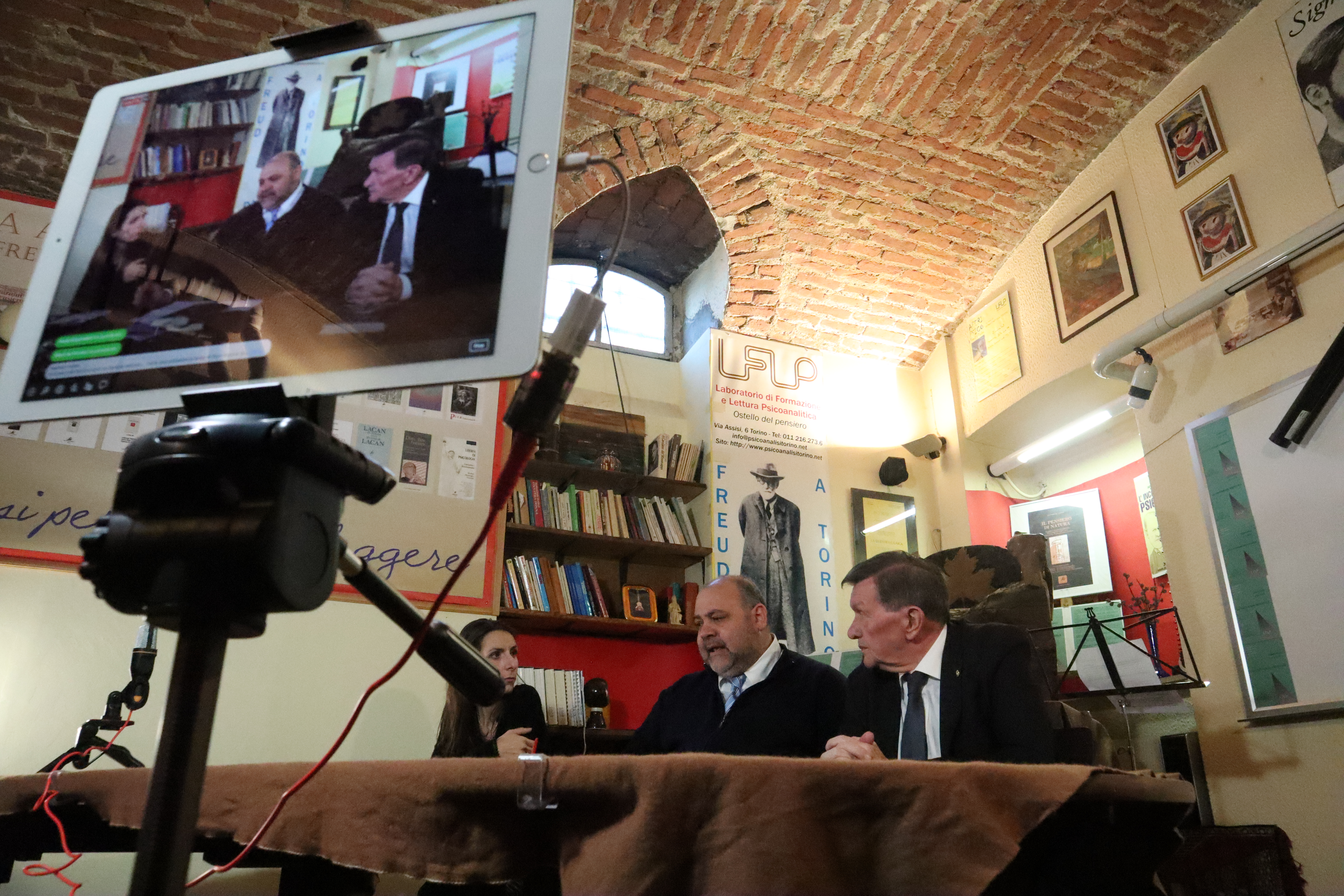 Incontri con… La diretta con Nicodemo Gentile