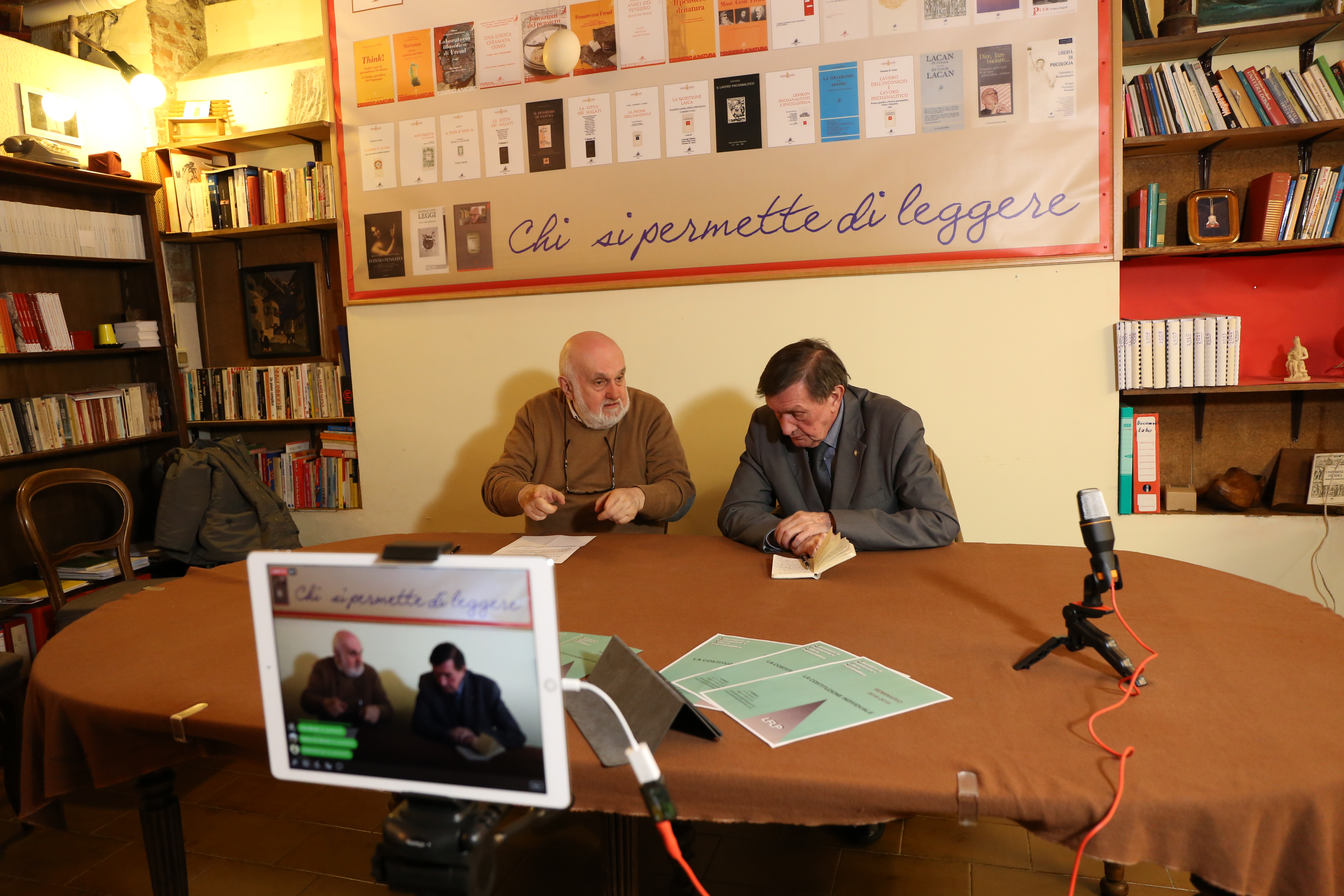 Art 15: Il bambino inizia dalla prima Costituzione